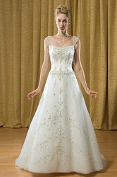 Новое cвадебное платье от Alfred Sung bridals